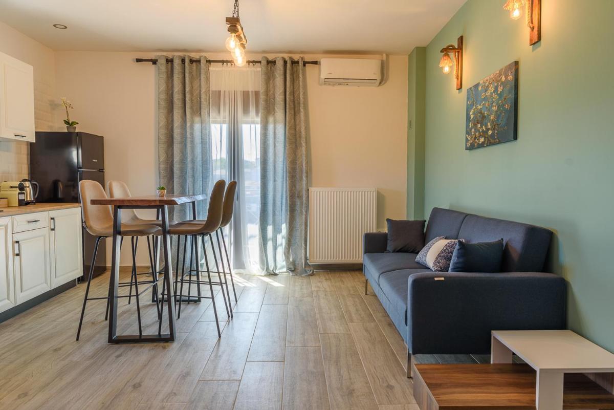 Melina'S Cosy Appartment アルガラスティ エクステリア 写真